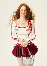 캠퍼스 스타일 오프숄더 크롭 탑